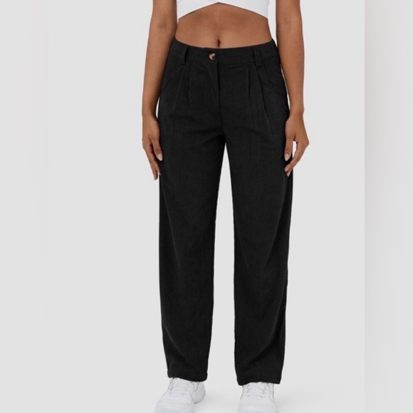 NWT HALARA Black Loose Fit Corduroy Pants with Pleats S - Picture 1 of 15